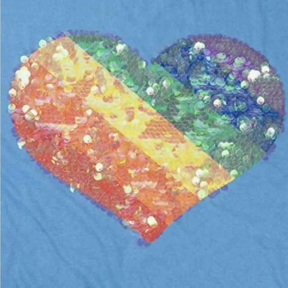 NWT Queer Eye Rainbow Heart T-shirt Size 2XL - Picture 2 of 11